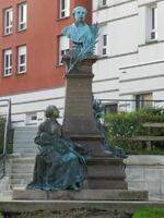 Monument à Charles Seydoux